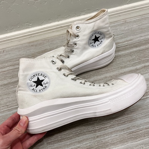 Converse Shoes - high top white converse
